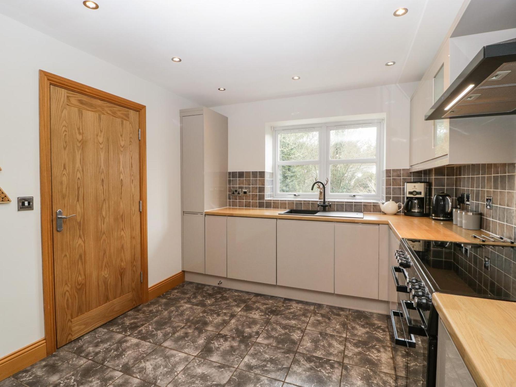 About Time Cottage Lydney Exterior photo
