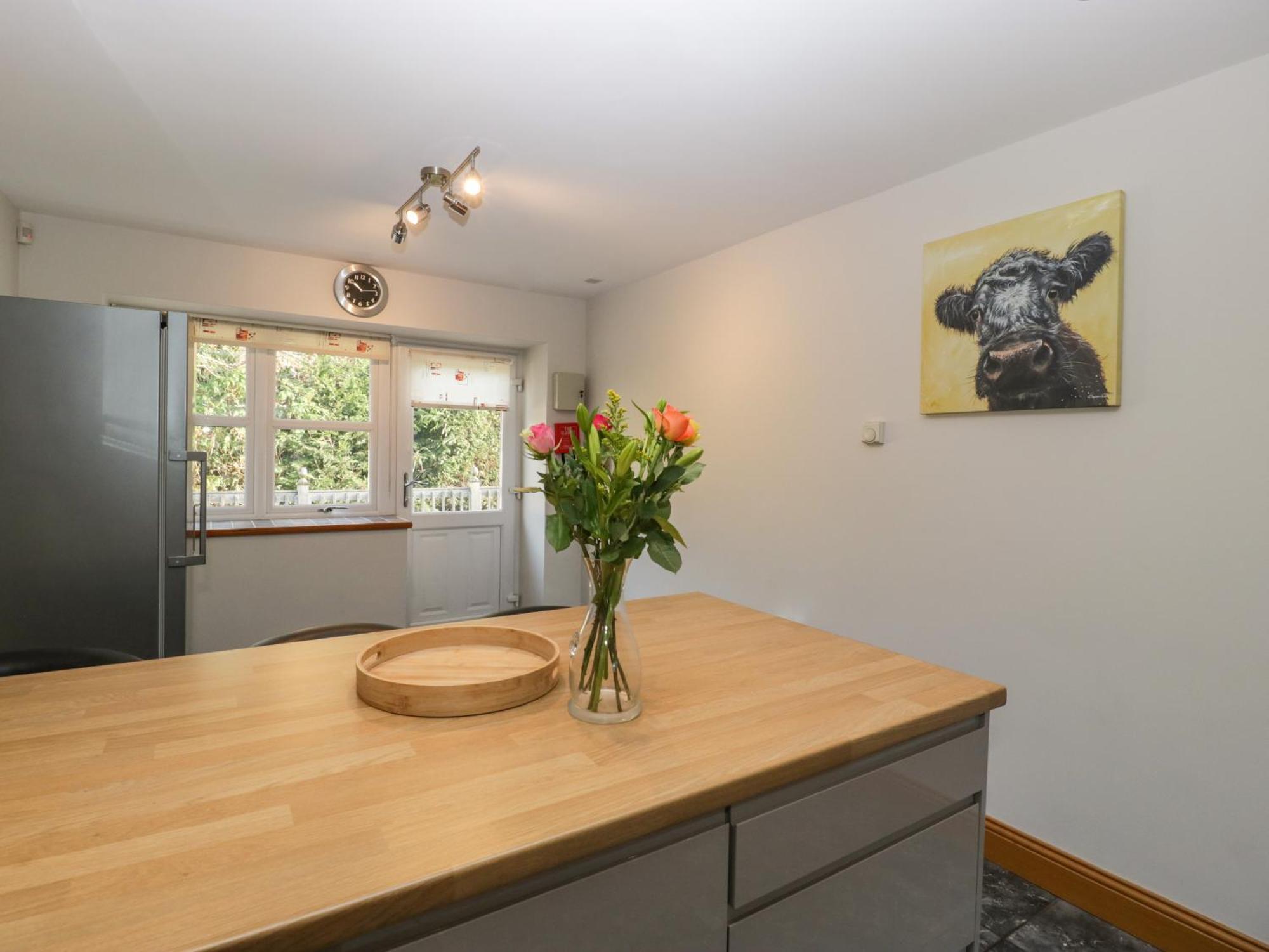 About Time Cottage Lydney Exterior photo
